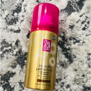Style Edit Blonde Perfection Root Concealer Touch Up Spray